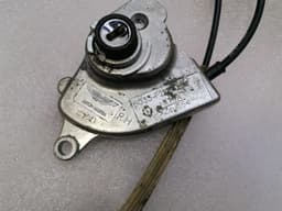 ASTON MARTIN ASTON MARTIN VANTAGE V8 Door Lock RIGHT EG43-65-11396 Door Lock RIGHT — thumbnail 3