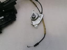 ASTON MARTIN ASTON MARTIN VANTAGE V8 Door Lock RIGHT EG43-65-11396 Door Lock RIGHT — thumbnail 2