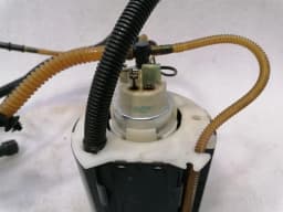 ASTON MARTIN Aston Martin Vantage V8 Fuel Pump Electric 6G33-9B260-CC Fuel Pump — thumbnail 10