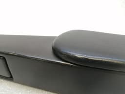 ASTON MARTIN ASTON MARTIN VANTAGE V8 armrest 4G43-24104-A center armrest armrest right door — thumbnail 3