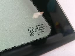 ASTON MARTIN ASTON MARTIN VANTAGE Quarter Glass 6G33-C29750-BA Door Window 1⁄4 Rear Right — thumbnail 2