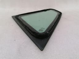 ASTON MARTIN ASTON MARTIN VANTAGE Quarter Glass 6G33-C29750-BA Door Window 1⁄4 Rear Right — thumbnail 8