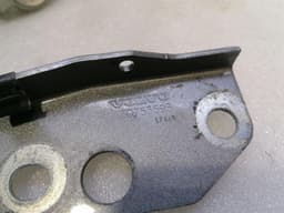 ASTON MARTIN Aston Martin Vantage V8 Bonnet Hinge 6G33-16801-AA Hood Hinge — thumbnail 10