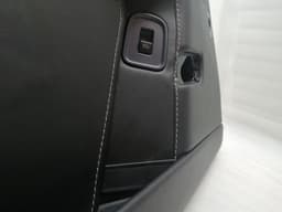 ASTON MARTIN Aston Martin Vantage V8 door card front left 6G33-23865-BBW front door panel — thumbnail 7