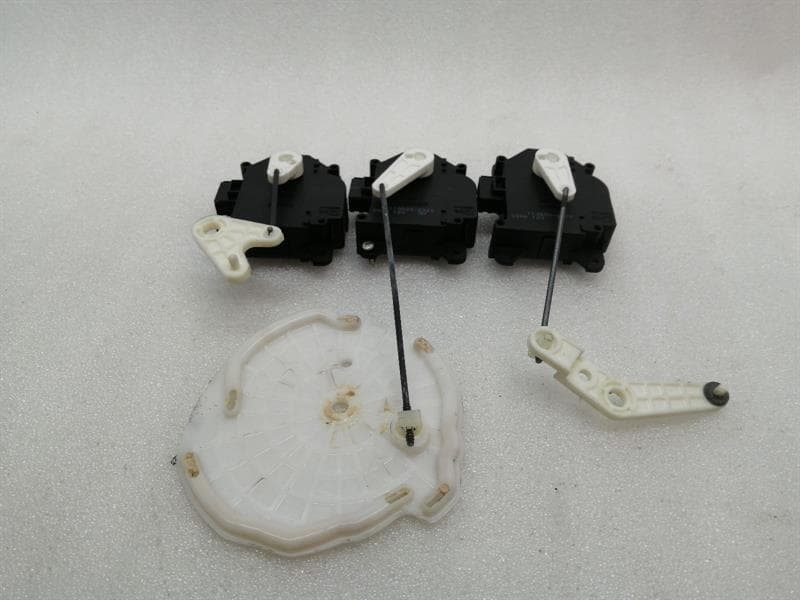 ASTON MARTIN ASTON MARTIN VANTAGE V8 4G43-18D674-AA HVAC MOTORS HEATER ACTUATOR CLIMATE MOTORS