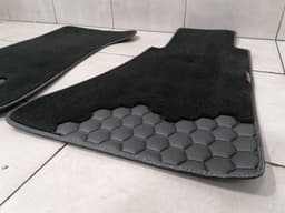 ASTON MARTIN ASTON MARTIN VANTAGE V8 Floor Mats DIAMOND ELITE CAR MATS Floor Mats RHD — thumbnail 2