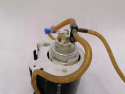 ASTON MARTIN ASTON MARTIN VANTAGE V8 Fuel Pump Electric 6G33-9B260-CC Fuel Pump — thumbnail 3