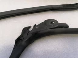 ASTON MARTIN Aston Martin Vantage V8 Door Seal 6G33-C20708-AH RIGHT Door Seals — thumbnail 2