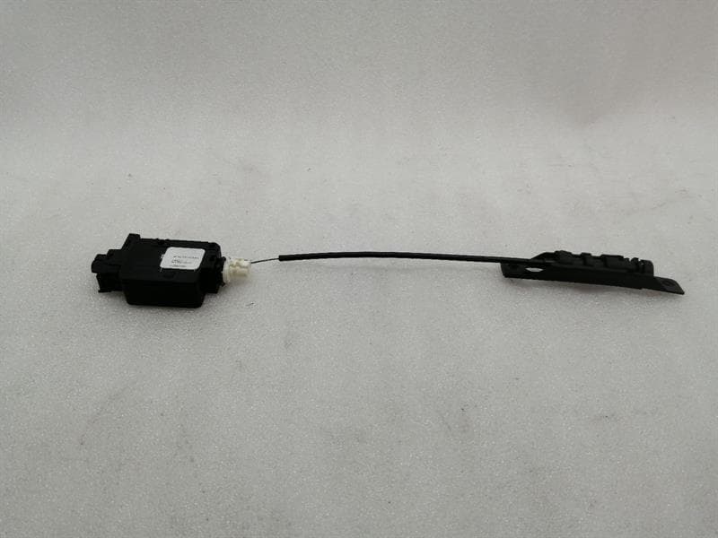 ASTON MARTIN ASTON MARTIN VANTAGE V8 Fuel Cap Actuator 6G33-F9C070-AA Actuator