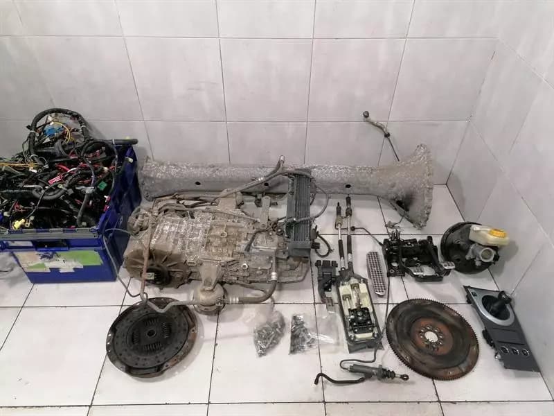 ASTON MARTIN ASTON MARTIN VANTAGE V8 MANUAL CONVERSION KIT SET Gearbox 6G33-7002-AF Transmission