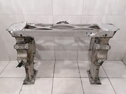 ASTON MARTIN Aston Martin Vantage V8 Front End Clip 9G33-CSA01-AA Lock Carrier Front Mask — thumbnail 1
