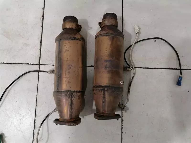 ASTON MARTIN ASTON MARTIN VANTAGE V8 Catalytic Converter 6G33-5E211-DA SET KIT Catalytic Converter