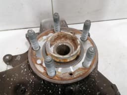 ASTON MARTIN Aston Martin Vantage V8 Right Rear Hub 8D33-5A970-AB Wheel Bearing Housing Rear Re — thumbnail 10