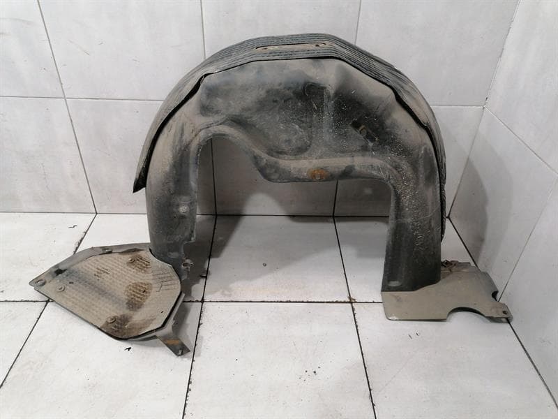 ASTON MARTIN ASTON MARTIN VANTAGE V8 WHEEL ARCH LINER 6G33-54279D23-AE RL WHEEL ARCH COVER