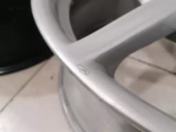 ASTON MARTIN Aston Martin Vantage V8 Alloy Wheel 6G33-1007-GB Alloy Wheel 9.5jX19 ET62.5 SET — thumbnail 4