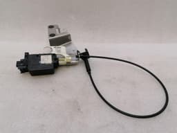 ASTON MARTIN ASTON MARTIN VANTAGE V8 Fuel Cap Actuator 6G33-F9C070-AA Actuator — thumbnail 1