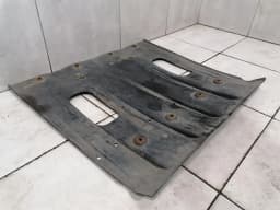 ASTON MARTIN ASTON MARTIN VANTAGE V8 UNDERTRAY 6G33-17C857-AC Underfloor Trim — thumbnail 8