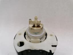 ASTON MARTIN ASTON MARTIN VANTAGE V8 Fuel Pump Electric CD33-9H307-AB Fuel Pump — thumbnail 10