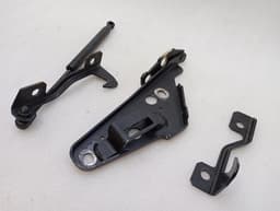 FERRARI Ferrari F430 430 F131 Spider 16M Bonnet Hinge LHS 80945900 Hood Hinge Left — thumbnail 8