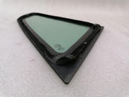 ASTON MARTIN ASTON MARTIN VANTAGE Left Quarter Glass 6G33-C29751-BA Door Window 1⁄4 Rear Left — thumbnail 9