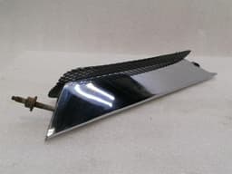 ASTON MARTIN ASTON MARTIN VANTAGE V8 Right Wing Grill 6G33-280B62-AD Right Fender Grille — thumbnail 10
