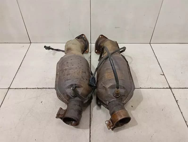 FERRARI Ferrari F430 430 F131 Scuderia 16M Catalytic Converter PAIR 237817 Catalytic Converter