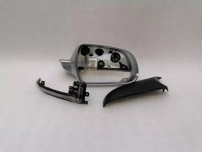 AUDI Audi RS5 8T right door mirror parts 8F0857528A exterior mirror cap right