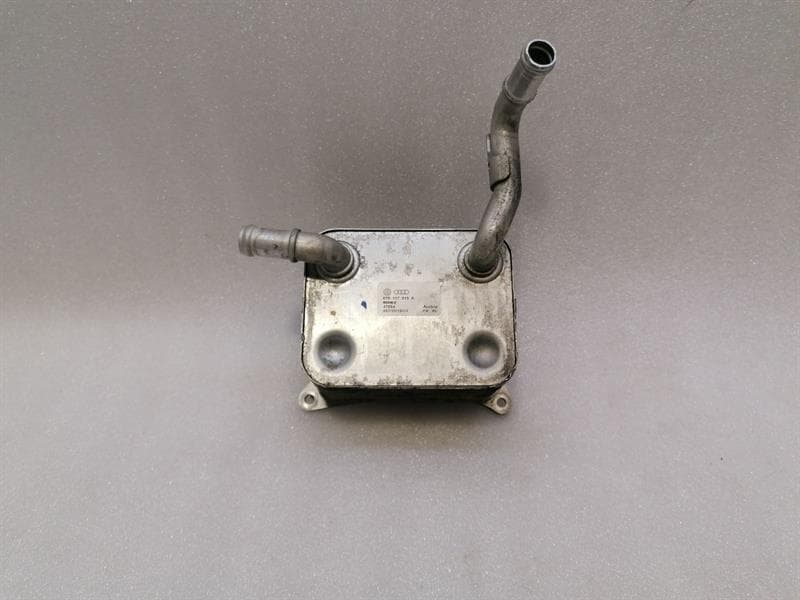 AUDI Audi RS5 8T Engine Oil Cooler 079117015A Oil Cooler Radiator