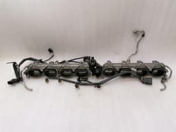 AUDI Audi RS5 8T Fuel Rail SET 079133340H Injection Strip Pipe Distributor SET — thumbnail 3
