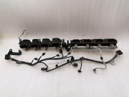 AUDI Audi RS5 8T Fuel Rail SET 079133340H Injection Strip Pipe Distributor SET — thumbnail 6