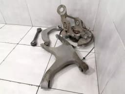 AUDI Audi RS5 8T Left Rear Hub 8K0505431AS wheel bearing housing rear left — thumbnail 2