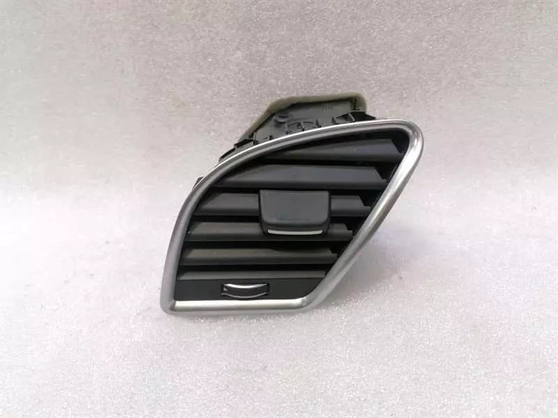 AUDI Audi RS5 A5 S5 8T Left Air Vent 8T2820901G Ventilation Nozzle RIGHT HANDLE RHD