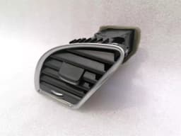 AUDI Audi RS5 A5 S5 8T Left Air Vent 8T2820901G Ventilation Nozzle RIGHT HANDLE RHD — thumbnail 3