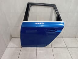 AUDI Audi RS4 B8 8K left rear door 8K9833051E door rear left — thumbnail 1