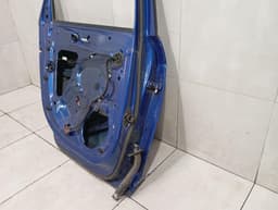 AUDI Audi RS4 B8 8K left rear door 8K9833051E door rear left — thumbnail 8