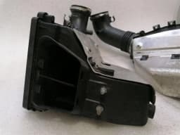 AUDI Audi RS5 8T Air Filter Box 8T0133836B Air Filter Box — thumbnail 4