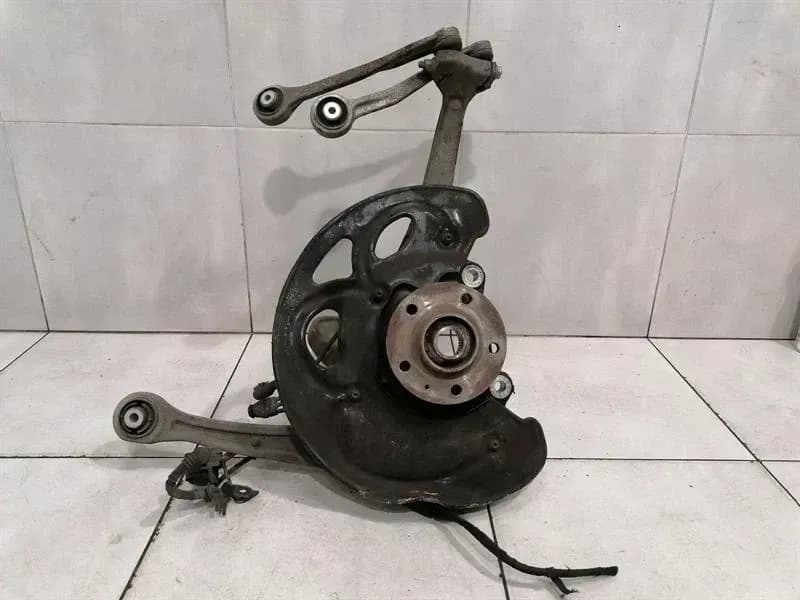 AUDI Audi RS5 8T Left Front Hub 8K0407257A Wheel Bearing Housing Front Left