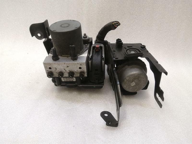 AUDI Audi RS4 8E B7 A.B.S pump 8E0614517BE ABS pump hydraulic block