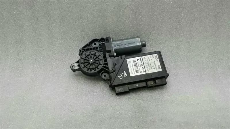 AUDI Audi RS4 8E B7 A4 Rear Right Door Window Motor 8E0959802E Power Window Motor HR