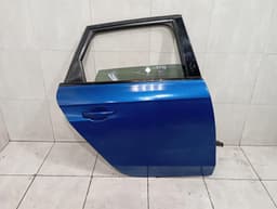 AUDI Audi RS4 B8 8K right rear door 8K9833052E door rear right — thumbnail 1