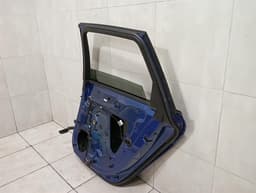 AUDI Audi RS4 B8 8K right rear door 8K9833052E door rear right — thumbnail 8