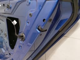 AUDI Audi RS4 B8 8K right rear door 8K9833052E door rear right — thumbnail 9