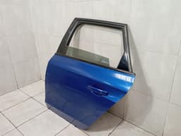 AUDI Audi RS4 B8 8K left rear door 8K9833051E door rear left — thumbnail 3