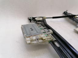 AUDI Audi RS5 8T Right Front Door Winder 8T0837462C Front Right Window — thumbnail 8