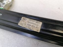 AUDI Audi RS5 8T Right Front Door Winder 8T0837462C Front Right Window — thumbnail 5