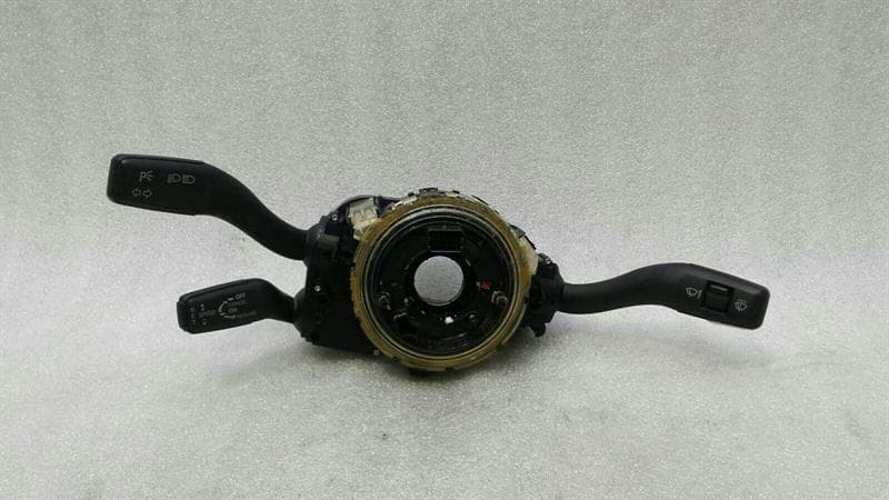 AUDI Audi RS4 8E B7 Wiper Stalks 8E0953549T Indicator Switch Steering Stock Switch