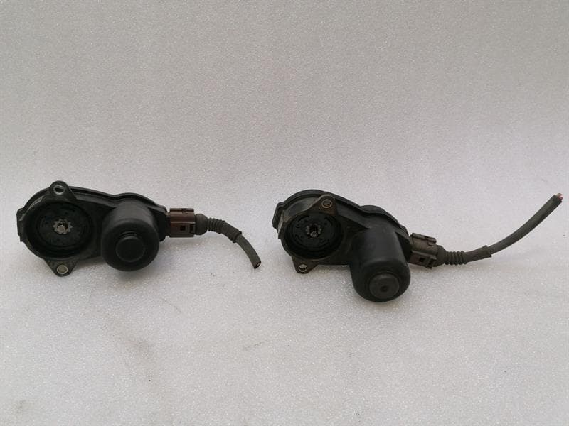 Audi RS5 8T Park Brake Motor Set 8K0998281 ACTUATOR PARKING BRAKE Set