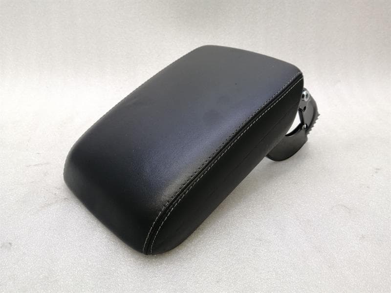 AUDI Audi RS5 8T A4 8K Armrest 8K0864207C Centre Armrest Armrest