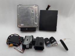 AUDI Audi RS5 8T Engine ECU Set 8T1907560 Engine Control Unit Set 4.2 FSI V8 — thumbnail 2
