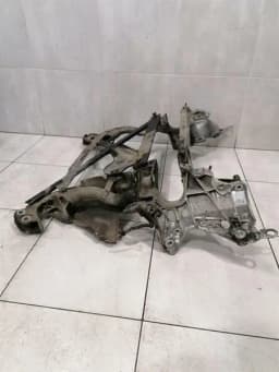 AUDI Audi RS5 8T Beam Subframe Front 8T0399315H Front Axle Support — thumbnail 3